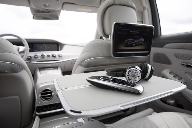 New 2014 Mercedes S-class India photo gallery